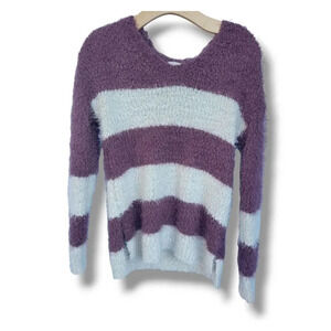 SO Women's mauve/cream long sleeve fuzzy VNeck sweater  - small​